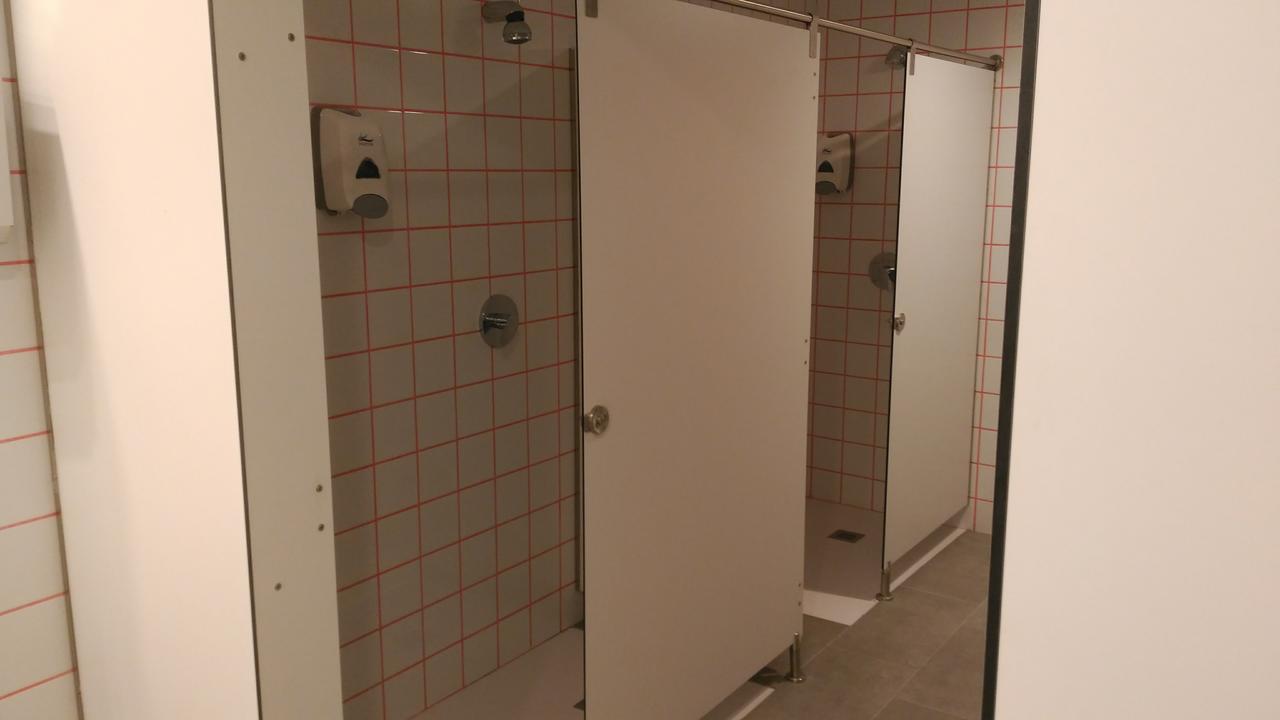 Egunon Bilbao Hostel Eksteriør billede