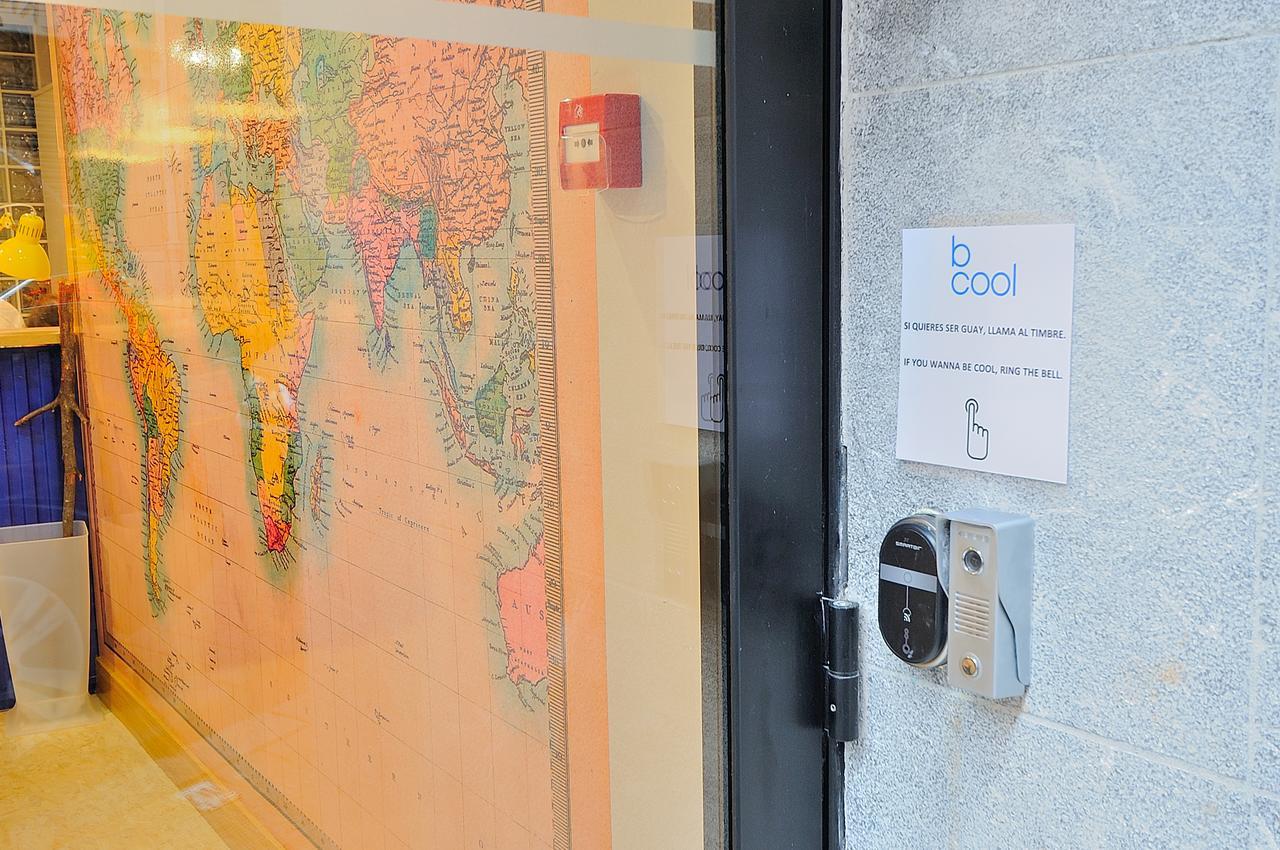 Egunon Bilbao Hostel Eksteriør billede