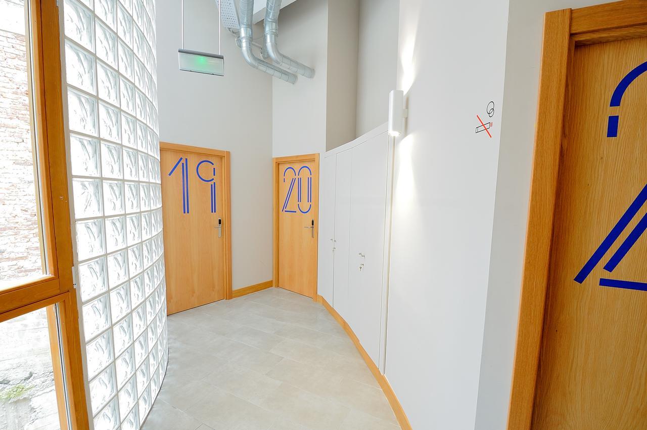 Egunon Bilbao Hostel Eksteriør billede