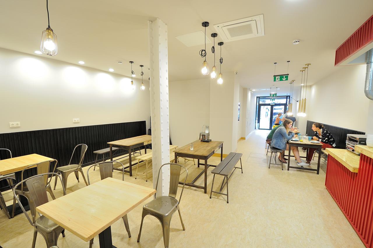 Egunon Bilbao Hostel Eksteriør billede