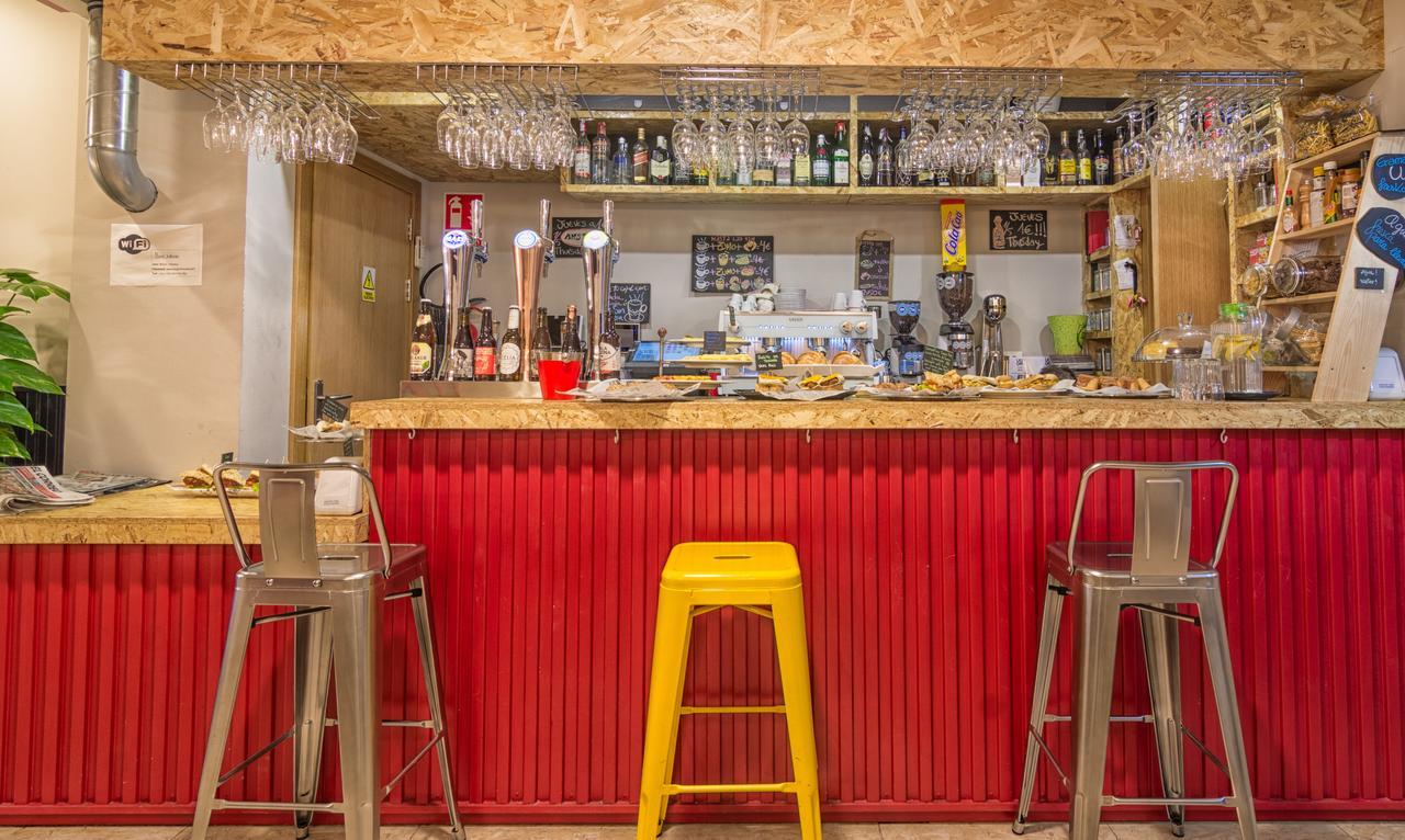 Egunon Bilbao Hostel Eksteriør billede
